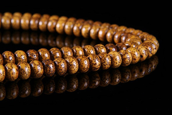 請老珠 要慎重！菩提佛珠是這樣做舊的